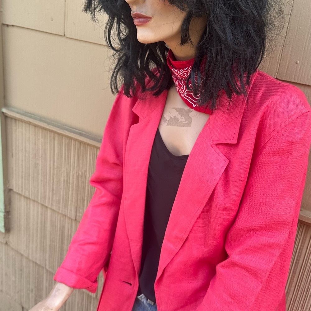 Chaus Hot Pink Blazer with Relaxed Fit and Notched Lapels